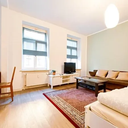Schoene In Plagwitz Nahe Karl-heine-strasse -netflix, Wlan, Waschmaschinet Apartment *