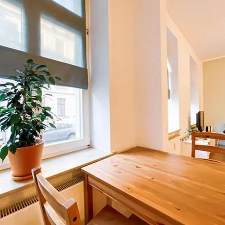 Schoene In Plagwitz Nahe Karl-heine-strasse -netflix, Wlan, Waschmaschinet *